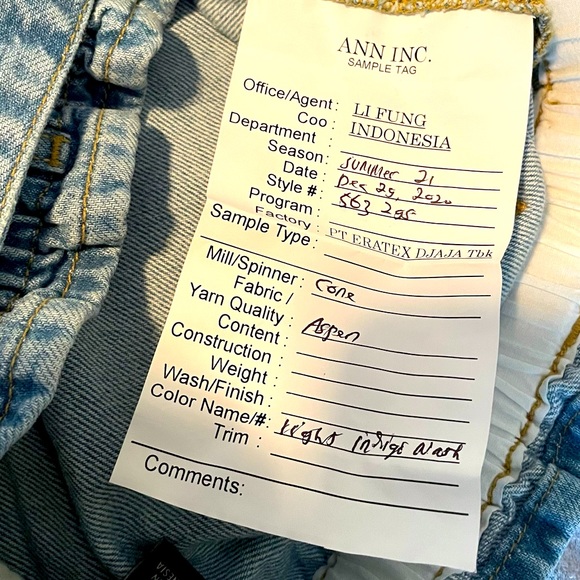 Ann Taylor Paper Bag Shorts Size S - Picture 5 of 6